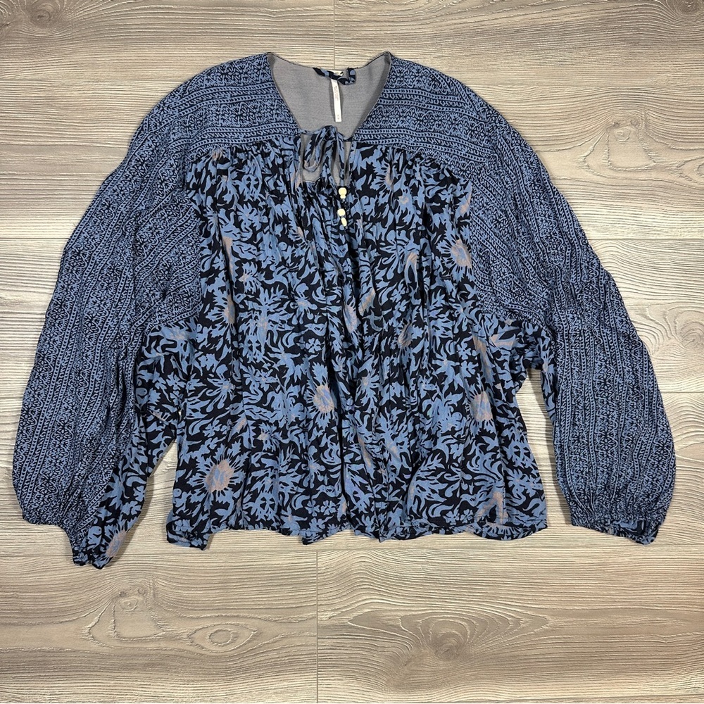 Free People Blue Boho Smocked Sleeve Floral Open Cardigan Tunic Top M